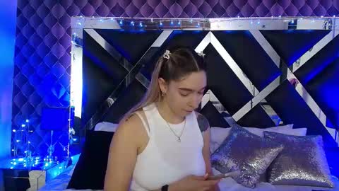 victtoria lee online show from 01-05-26, 08:01