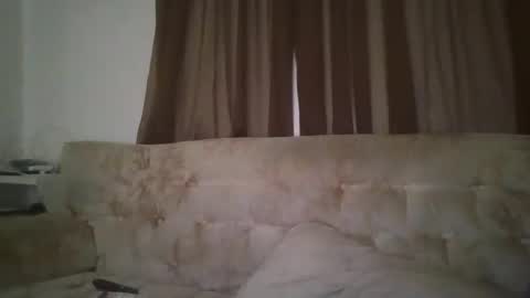 Snapshot of vids1977 chatting on 10-27-25, 07:56 vids1977 online show from 10-27-25, 07:56