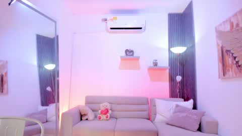 vienah_louis online show from 02-25-26, 02:54