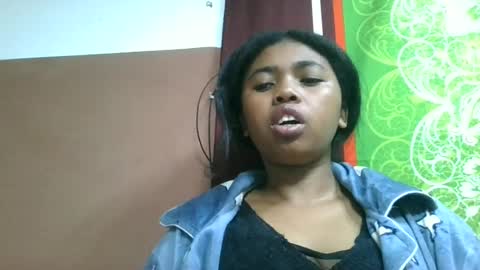 Snapshot of vierge28430 chatting on 07-07-26, 06:12 vierge28430 online show from 07-07-26, 06:12