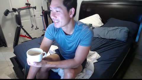 Snapshot of vietnamese23 chatting on 01-05-25, 11:26 wonderful online show from 01-05-25, 11:26