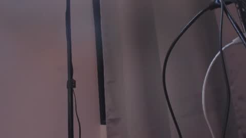 Victoria  online show from 06-24-26, 11:48