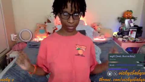 Vicky C Vicky V - Vicky C Baby Baby Vee - Schoolgurl V - V the Qween of Edging - Miss Vicky if U Nasty online show from 10-10-25, 05:56