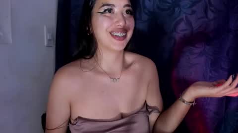 Snapshot of viioleett_cum chatting on 09-22-25, 06:43 viioleett_cum online show from 09-22-25, 06:43