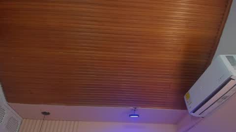 Viiolett online show from 11-08-25, 08:07