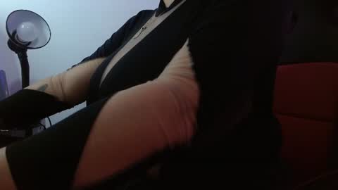 viioleta online show from 07-27-26, 12:12