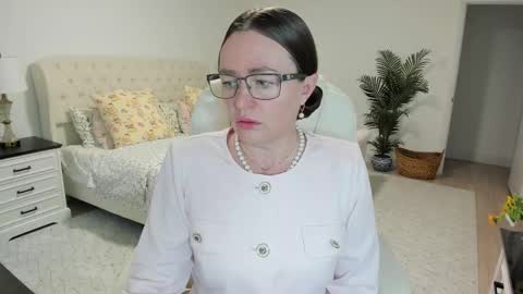 Ukrainian-woman online show from 03-25-26, 11:38