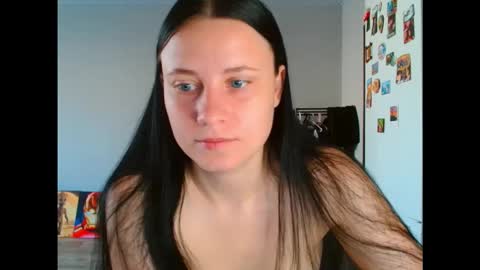 Viki Kelt online show from 09-30-25, 01:43