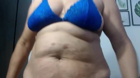 Snapshot of viki_mom chatting on 12-02-24, 08:33 Viki Mom  online show from 12-02-24, 08:33