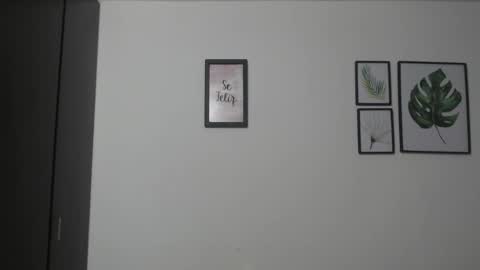 Snapshot of viki_mom chatting on 01-12-25, 03:28 Viki Mom  online show from 01-12-25, 03:28