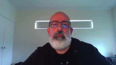 Snapshot of viking666aaa chatting on 09-13-25, 01:38 Viking666 here to play not to pay ladies online show from 09-13-25, 01:38