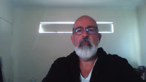 Snapshot of viking666aaa chatting on 04-15-26, 01:56 Viking666 here to play not to pay ladies online show from 04-15-26, 01:56