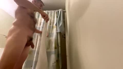 Snapshot of viking6man chatting on 12-18-24, 11:45 Richard Flasher online show from 12-18-24, 11:45