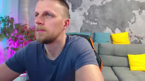 Snapshot of vikingchrisss chatting on 05-25-26, 08:42 vikingchrisss online show from 05-25-26, 08:42
