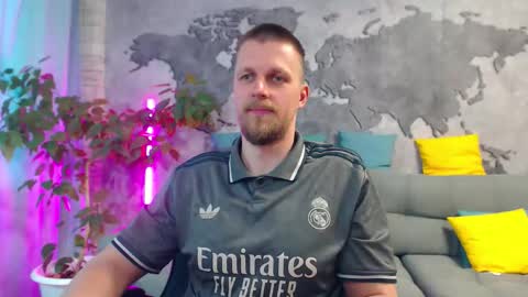 Snapshot of vikingchrisss chatting on 06-08-26, 10:59 vikingchrisss online show from 06-08-26, 10:59