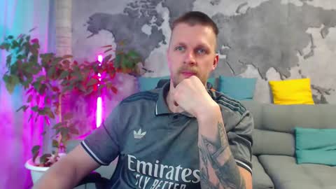 Snapshot of vikingchrisss chatting on 06-09-26, 10:38 vikingchrisss online show from 06-09-26, 10:38