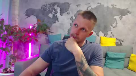 Snapshot of vikingchrisss chatting on 06-17-26, 10:28 vikingchrisss online show from 06-17-26, 10:28
