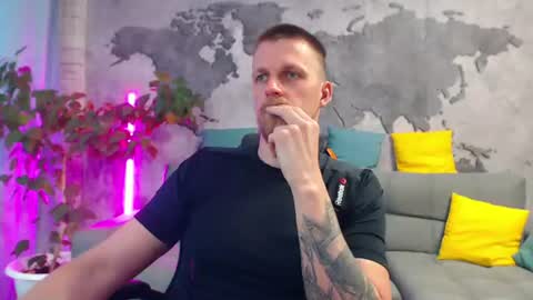 Snapshot of vikingchrisss chatting on 06-27-26, 10:42 vikingchrisss online show from 06-27-26, 10:42