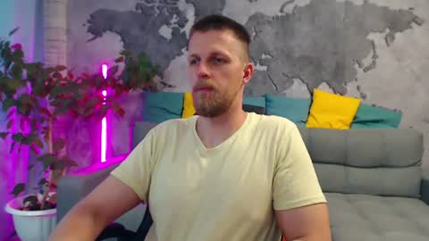 Snapshot of vikingchrisss chatting on 07-11-26, 10:07 vikingchrisss online show from 07-11-26, 10:07