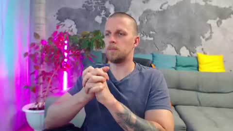 Snapshot of vikingchrisss chatting on 07-24-26, 11:08 vikingchrisss online show from 07-24-26, 11:08