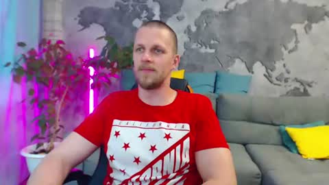 Snapshot of vikingchrisss chatting on 07-28-26, 12:48 vikingchrisss online show from 07-28-26, 12:48