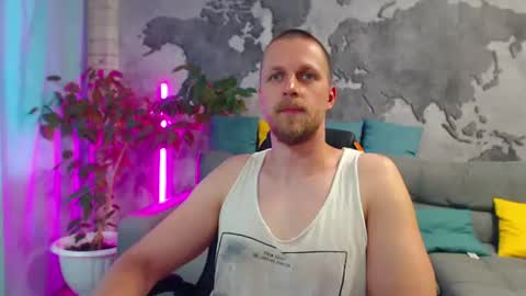 Snapshot of vikingchrisss chatting on 08-01-26, 11:09 vikingchrisss online show from 08-01-26, 11:09