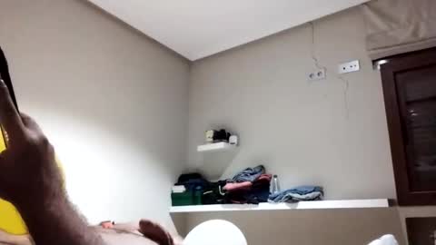 Snapshot of vikingo3333893888 chatting on 10-31-25, 11:39 Vikingo online show from 10-31-25, 11:39