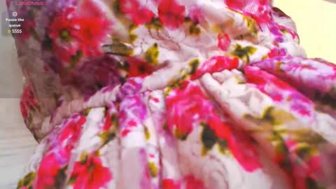 Vitoria online show from 03-07-25, 01:07