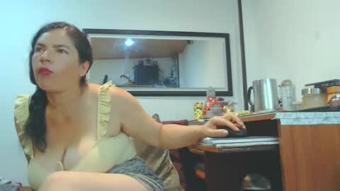 VIKKKTORIAAA online show from 09-20-25, 05:19