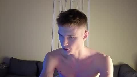 Snapshot of viksons chatting on 06-13-26, 09:46 Max online show from 06-13-26, 09:46