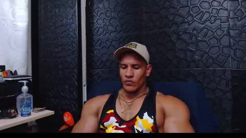 Viktor Herrera online show from 01-05-25, 12:31