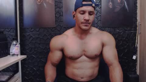 Viktor Herrera online show from 03-28-26, 09:25