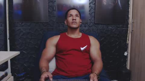 Viktor Herrera online show from 04-28-26, 02:38