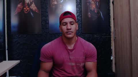 Snapshot of viktorherrera chatting on 06-08-26, 04:51 Viktor Herrera online show from 06-08-26, 04:51
