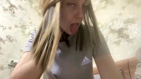 Sweett online show from 06-08-26, 01:28