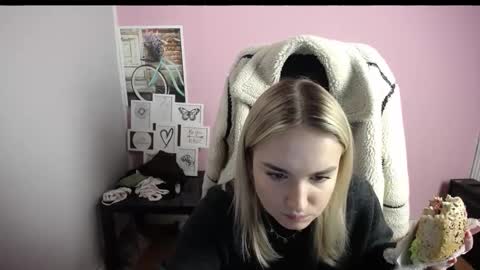 viktoria_lovely online show from 01-07-26, 09:23