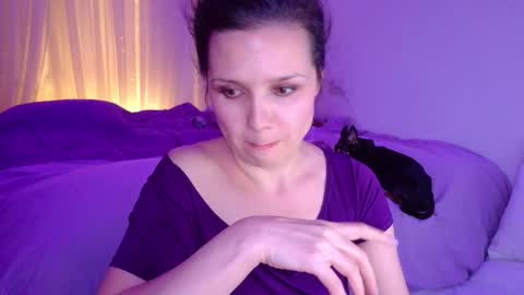 Snapshot of viktoriakiss chatting on 11-23-25, 10:42 viktoriakiss online show from 11-23-25, 10:42