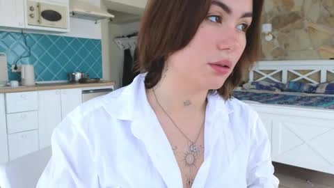 Snapshot of viktoriamoore chatting on 06-05-26, 08:20 viktoriamoore online show from 06-05-26, 08:20