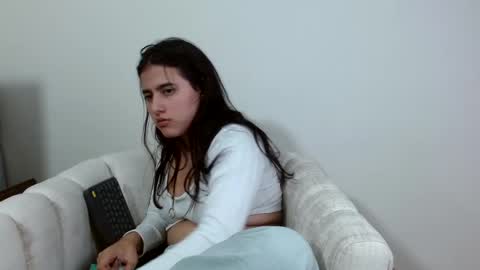 vikysexy28 online show from 02-18-25, 04:37