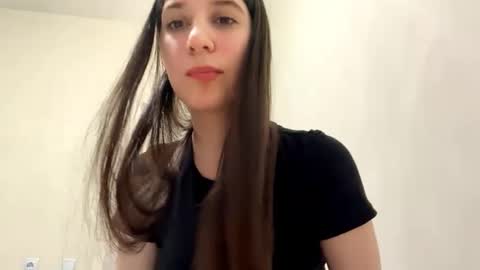 Snapshot of vilacy chatting on 02-15-26, 09:08 Vivien online show from 02-15-26, 09:08