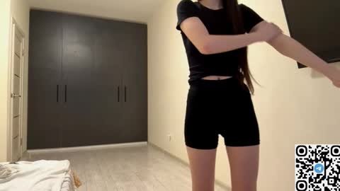 Snapshot of vilacy chatting on 03-06-26, 10:56 Vivien online show from 03-06-26, 10:56