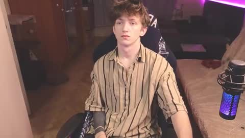 Snapshot of vince__dice chatting on 12-14-24, 12:22 Dimoooooon online show from 12-14-24, 12:22