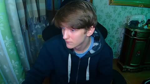 Snapshot of vince__dice chatting on 12-20-24, 01:11 Dimoooooon online show from 12-20-24, 01:11