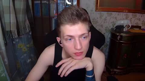 Snapshot of vince__dice chatting on 01-02-25, 09:39 Dimoooooon online show from 01-02-25, 09:39