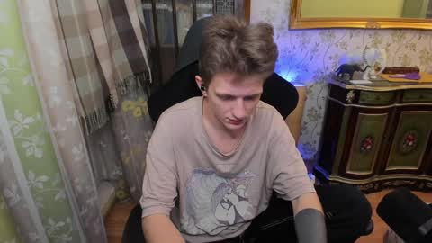 Snapshot of vince__dice chatting on 01-30-25, 04:24 Dimoooooon online show from 01-30-25, 04:24