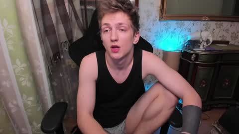 Snapshot of vince__dice chatting on 02-06-25, 10:21 Dimoooooon online show from 02-06-25, 10:21