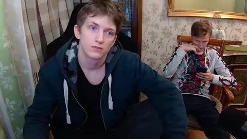 Snapshot of vince__dice chatting on 02-28-25, 11:12 Dimoooooon online show from 02-28-25, 11:12