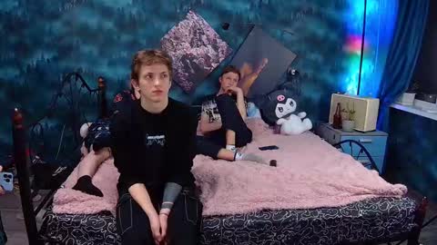 Snapshot of vince__dice chatting on 03-09-25, 09:57 Dimoooooon online show from 03-09-25, 09:57