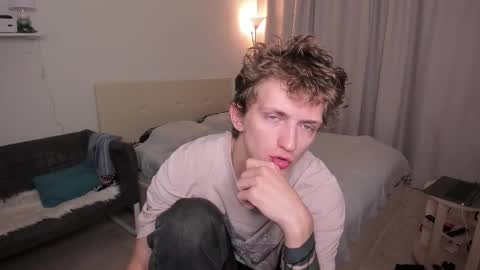 Snapshot of vince__dice chatting on 09-27-25, 11:54 Dimoooooon online show from 09-27-25, 11:54