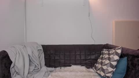 Snapshot of vince__dice chatting on 10-10-25, 02:16 Dimoooooon online show from 10-10-25, 02:16